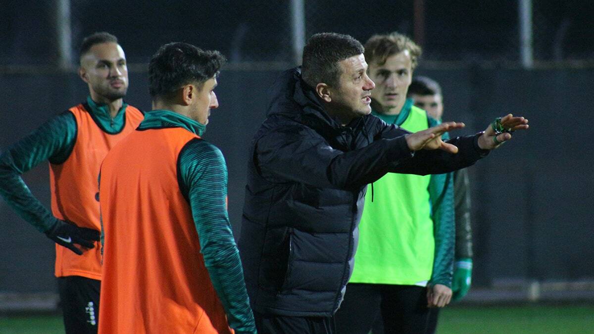 Keleş, "TFF 1. Lig’de son haftalara damga vurmuş bir takımız. Yönetimimiz, teknik heyetimiz ve futbolcularımız elinden gelen her şeyi ortaya koyuyorlar".