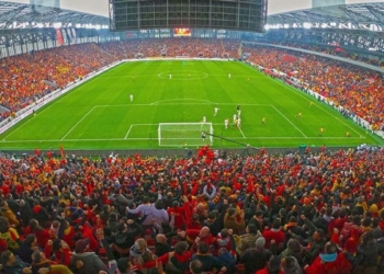 Göztepe, Gürsel Aksel Stadı'nın tadını çıkaramadı
