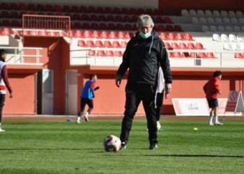Teknik direktör Bülent Demirkanlı istifa etti