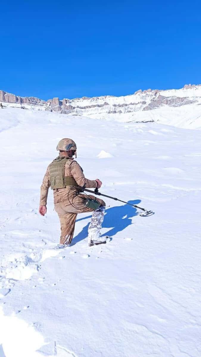 Yıldırım Operasyonları'nda bugüne kadar 148 teröristin etkisiz hale getirildiği de kaydedildi.