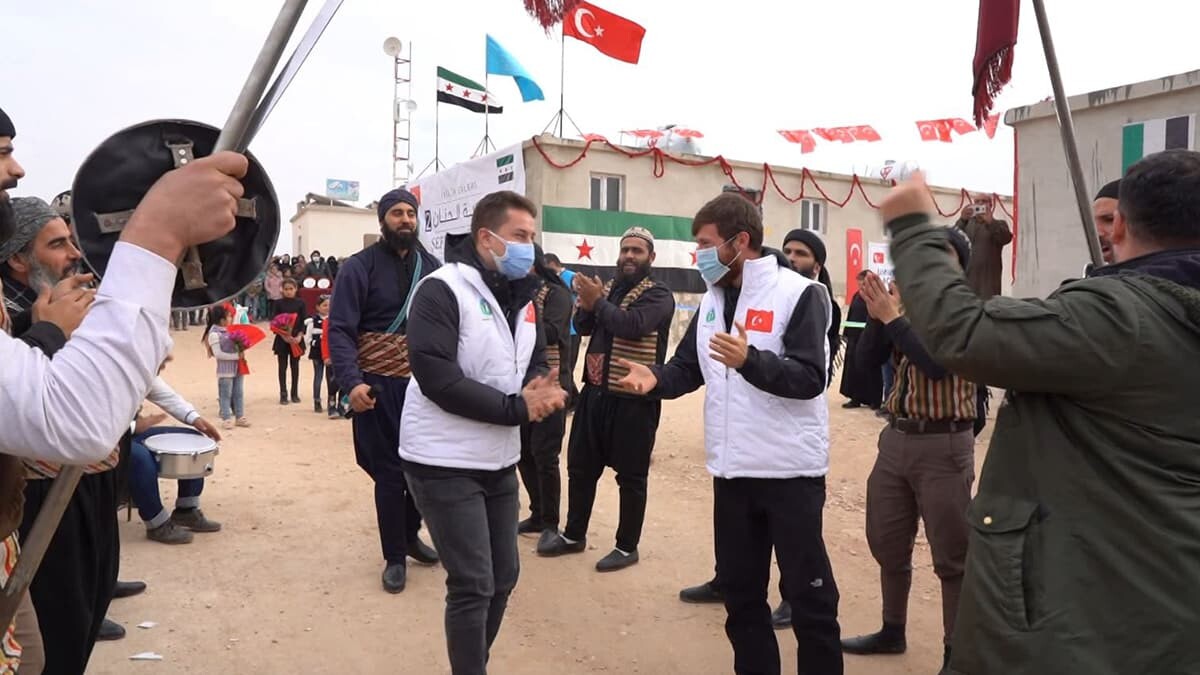 100 briket ev ihtiyaç sahibi ailelere teslim edildi