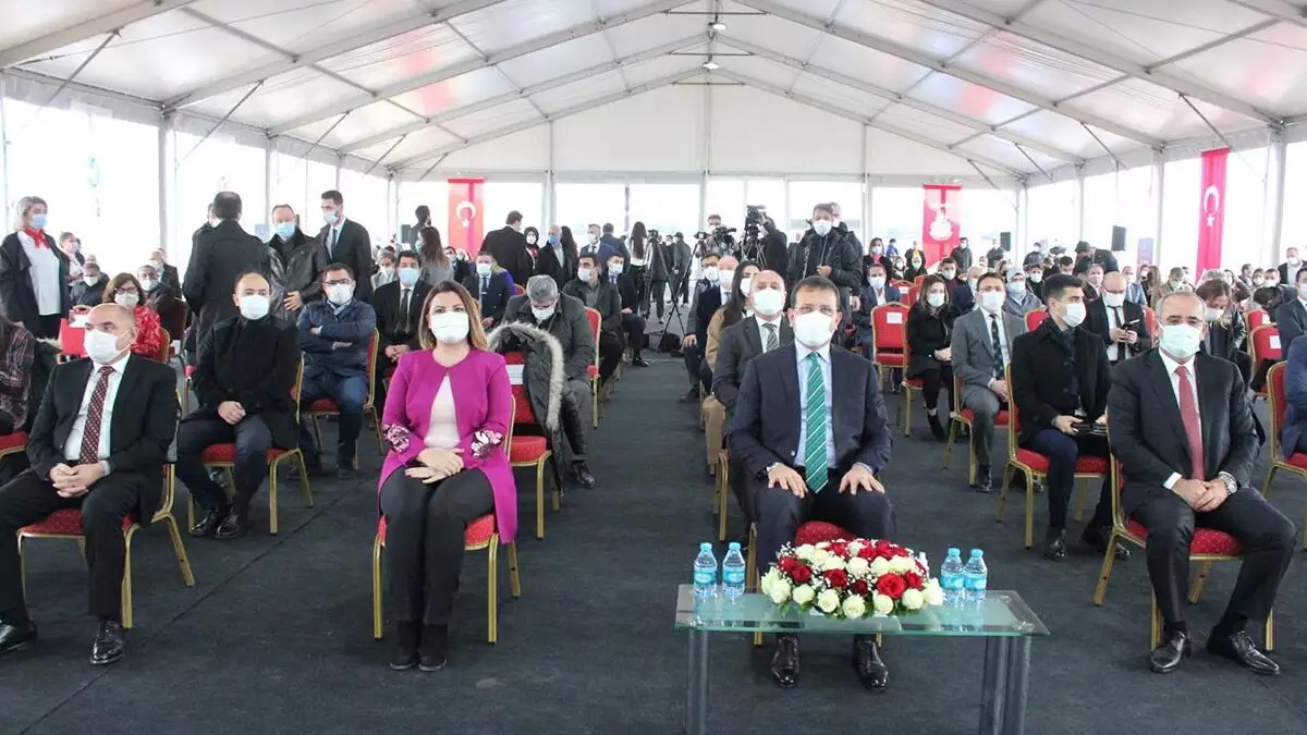 Vatandaş evinin röntgeninin çekilmesini istemiyor. Ama biz ısrarla i̇stanbul'un röntgenini çekmek zorundayız.