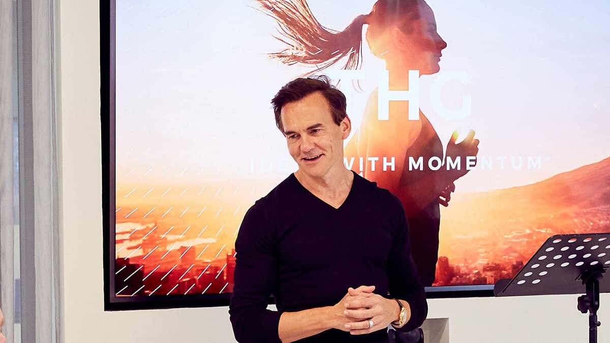 Matt Molding 1 milyar sterlinlik hissesini 74 personele hediye etti