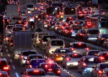 İstanbul'da trafik yoğunluğu % 71'e ulaştı