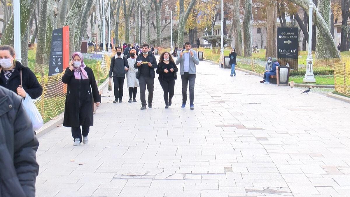 İstanbul'da hava sıcaklıklarının mevsim normallerinin üzerinde olduğu görülüyor.