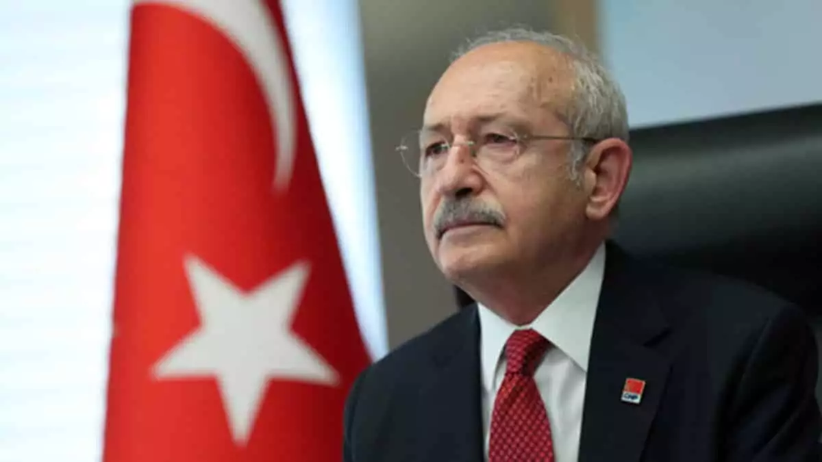 Chp genel başkanı kemal kılıçdaroğlu "tüm demokratlar birleşmeli, insan odaklı bakış açısı tüm dünyaya hakim olmalı" dedi.