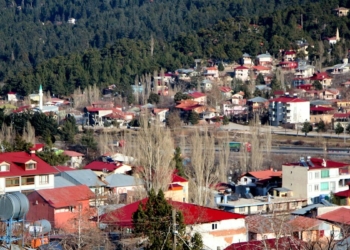 Yayla evlerinde kalmayı tercih edenlerle nüfus 15 kat arttı