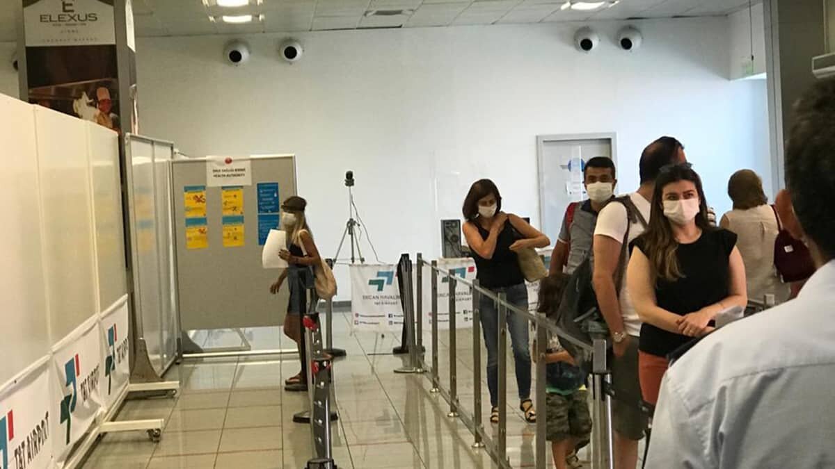 Tüm test ve karantina giderlerini yolcular karşılayacak