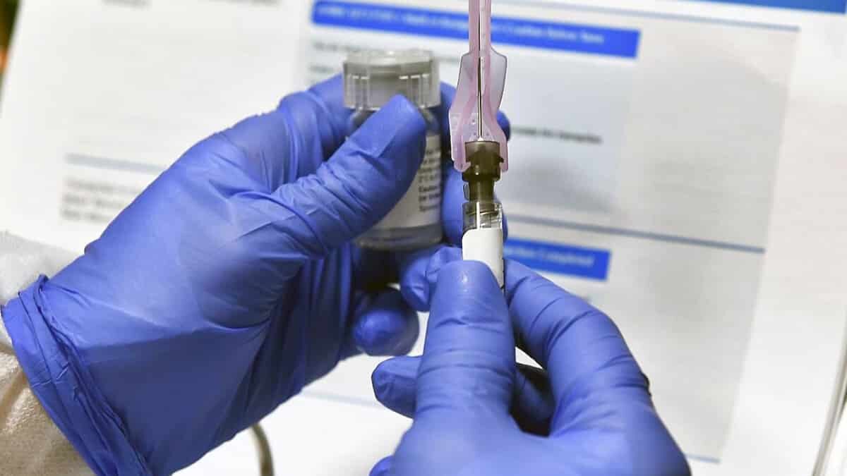 Aşı olmak ne kadar riskli?