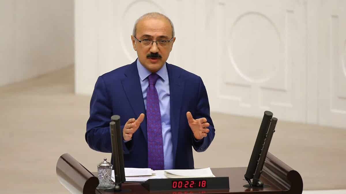 Kasım enflasyonu; gıda, petrol fiyatlarındaki artış ve döviz kurundaki etkilerin yansımasıyla yıllık %14,03 ile piyasa beklentilerinin üzerinde gerçekleşti. 