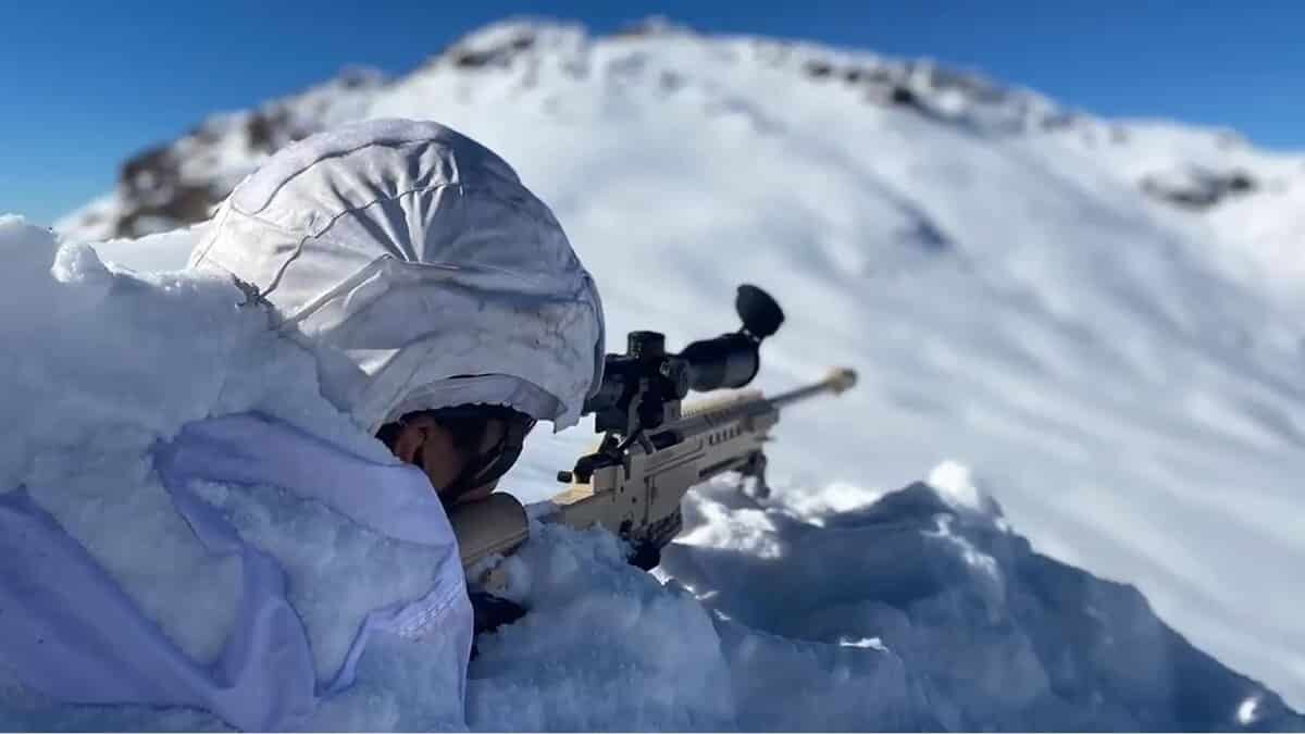 MSB Mehmetçiğin görüntülerini paylaştı