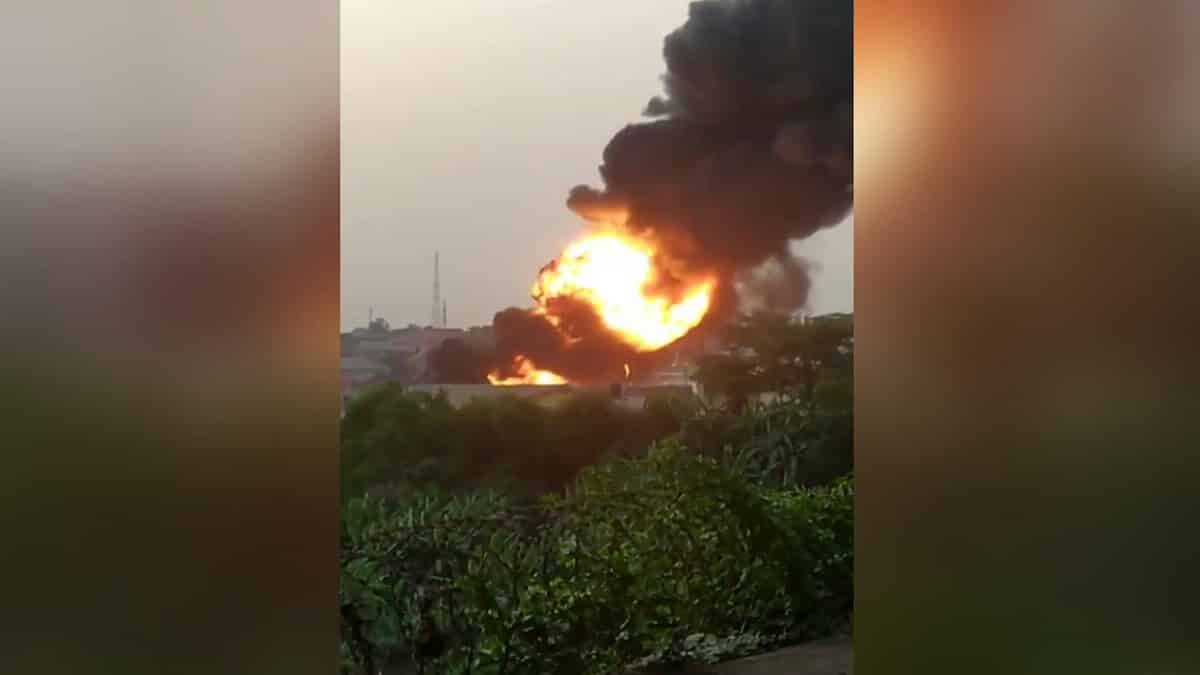 Nijerya'da yakıt tankerinde patlama; 11 yaralı
