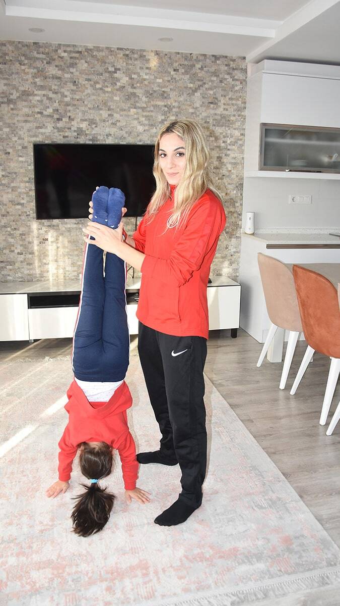 Şanlı, Yurt dışından gelen misafirlerimiz organizasyondan çok memnun kaldı, ülkemizden çok mutlu ayrıldı. Gayet güzel, kendimizden emin, iyi bir yarışma çıkardık.