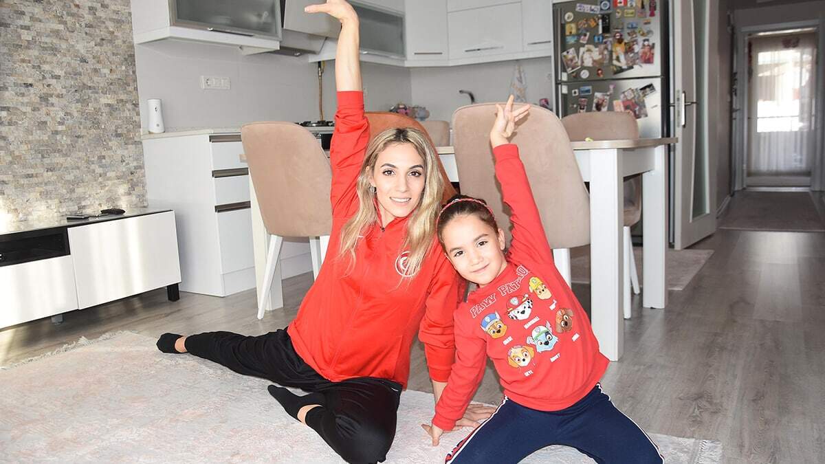 Göksu Üçtaş Şanlı, "Şampiyonayı çok büyük başarı ve titizlikle yürüten Cimnastik Federasyonu'na teşekkür ediyorum. Yurt dışından gelen misafirlerimiz organizasyondan çok memnun kaldı, ülkemizden çok mutlu ayrıldı. Gayet güzel, kendimizden emin, iyi bir yarışma çıkardık" diye konuştu.