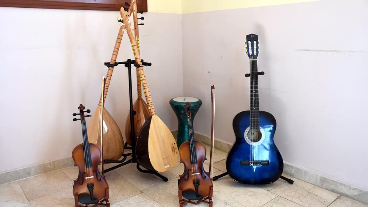 Neşet Ertaş'lar arıyor