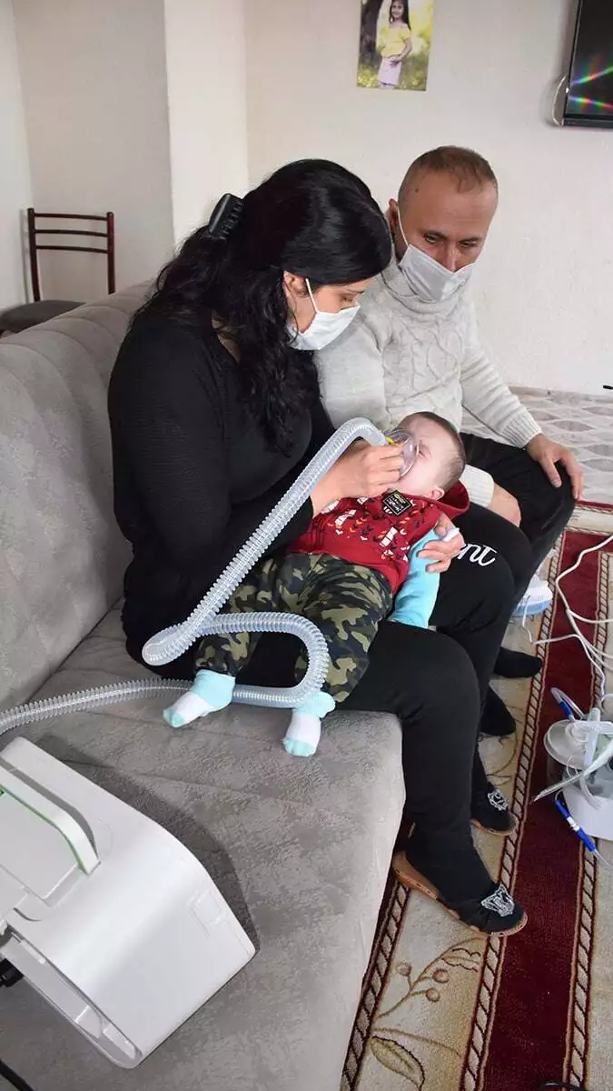 İzmir'de yaşayan 6 aylık spinal müsküler atrofi (sma)tip 1 hastası rüzgar bebeğe yardım eli uzandı.