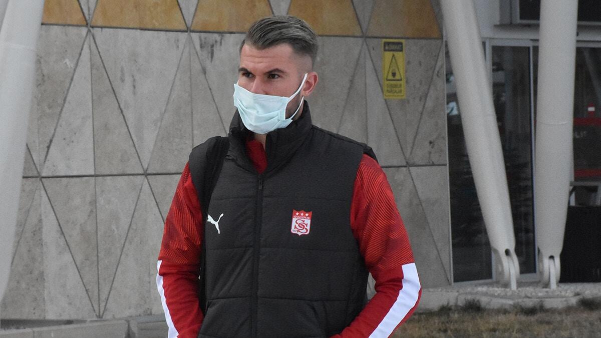 Niyetleri bize eziyet çektirmekti