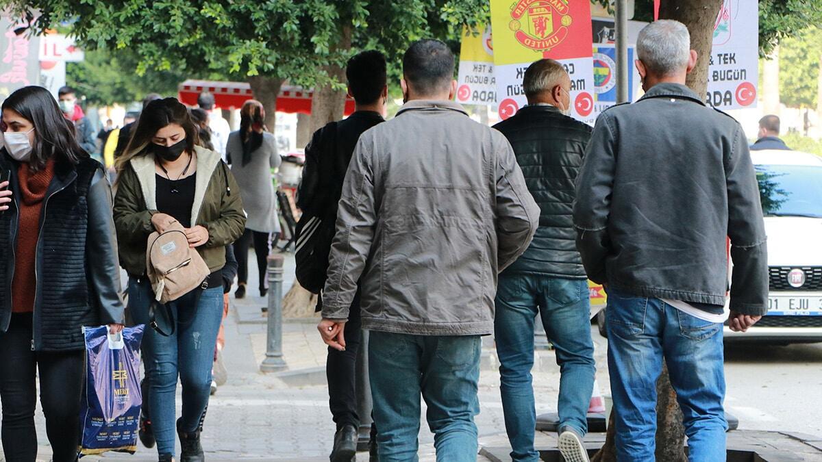 10 kişiden 6’sı aile büyüklerini ziyaret etmeyi bıraktı