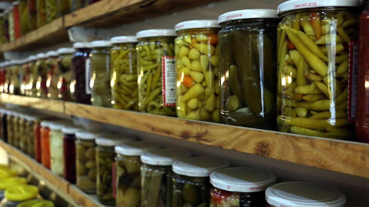 Turşu ve turşu suyuna talep arttı