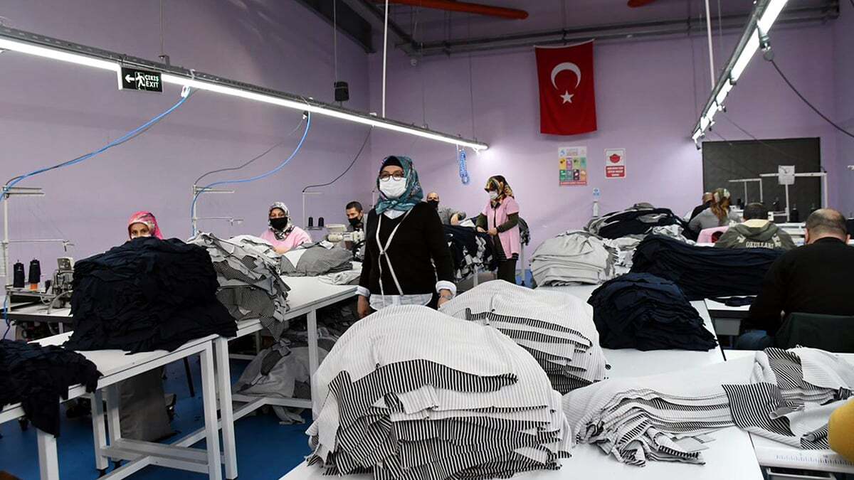 Tekstil kuruluşlarında bazı bölümler kapatıldı