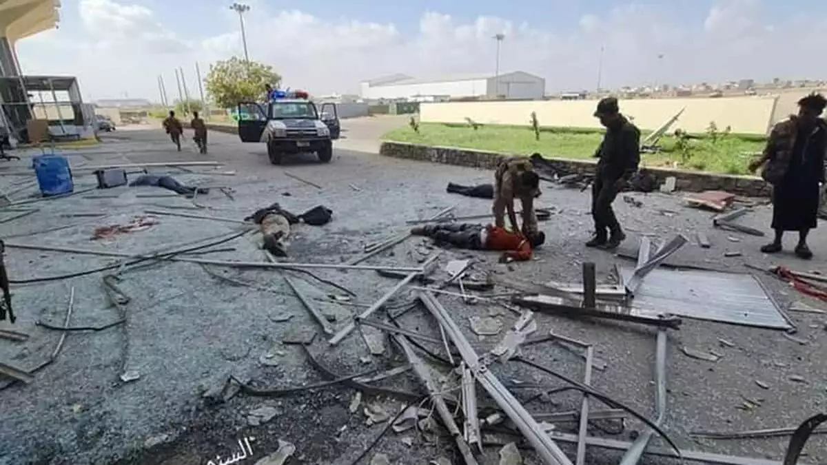 Aden havalimanı'nda patlama
