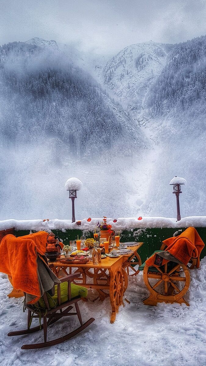 Yılbaşında uygulanacak 4 günlük kısıtlamada tatil planı yapanlar, bol oksijenli termal tatil için bungalov evler ve kaplıca otelleri tercih ediyor.