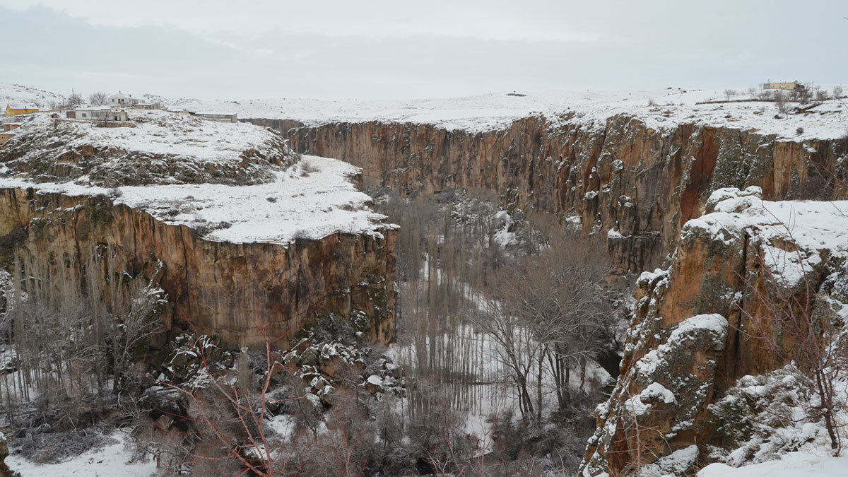 Turistler Ihlara'ya hayran kaldı