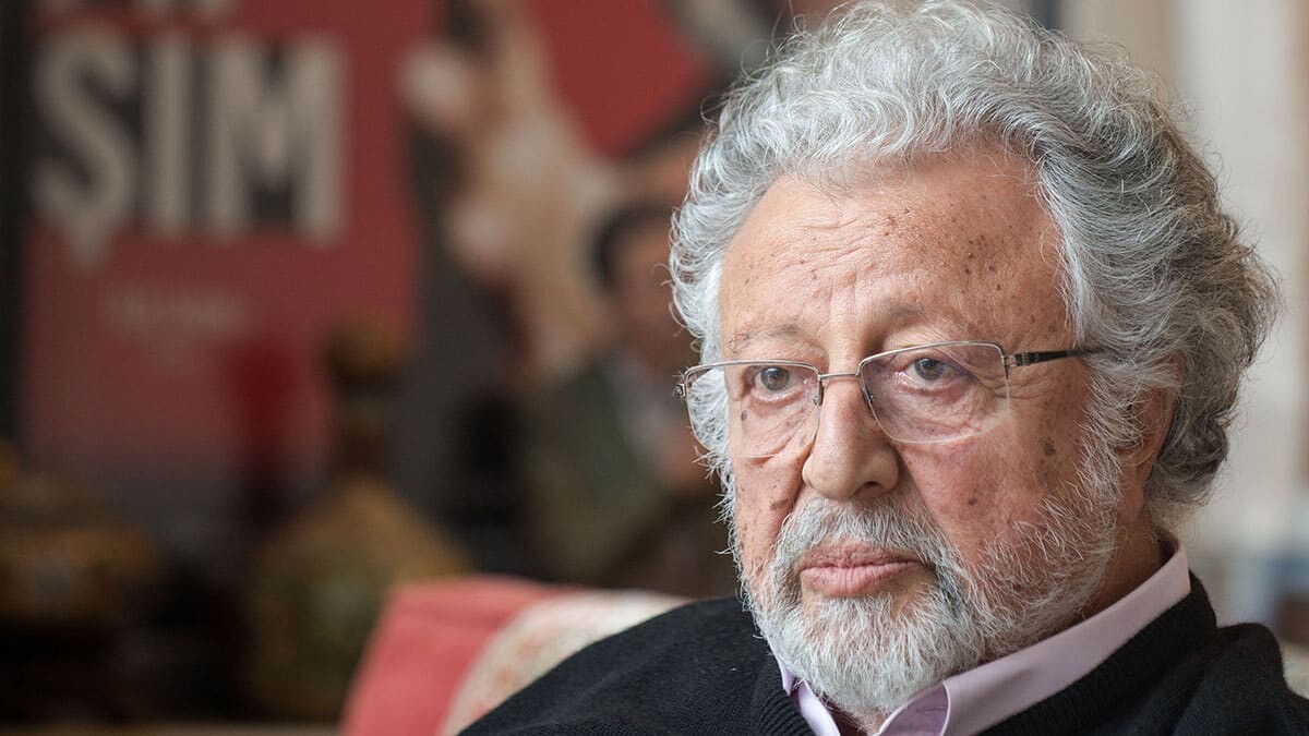 Demokrasi aşısı yetmez bize karma aşı gerekiyor!