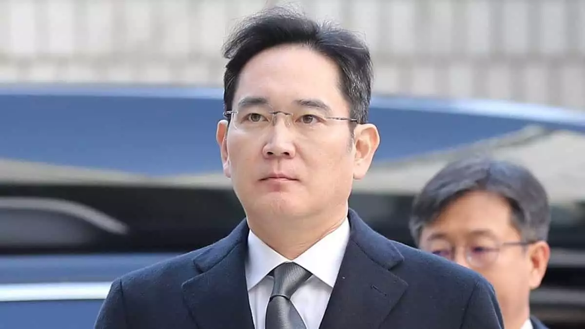 Lee jae-yong'a yolsuzluktan hapis cezası