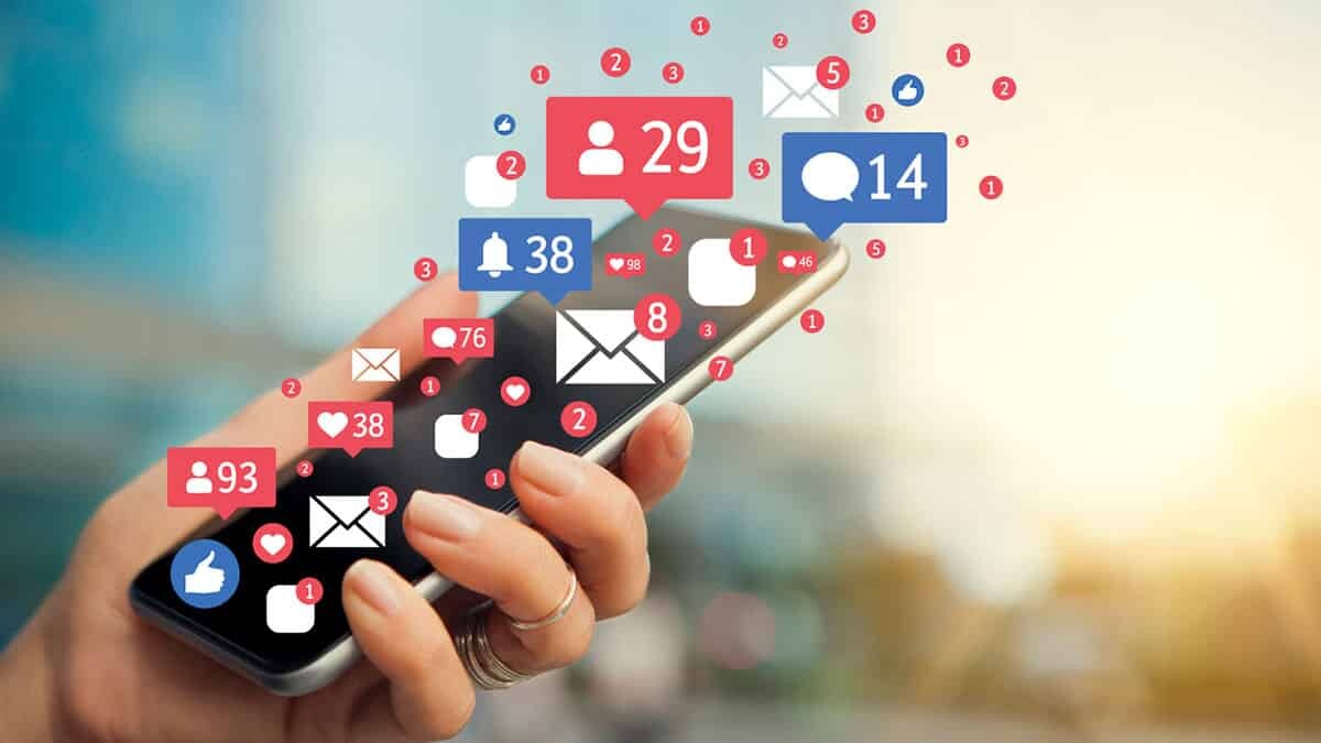 Sosyal medya atom bombasından daha tehlikeli