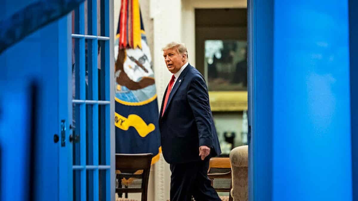 Trump'ı azletmek için yeterli oya ulaşıldı