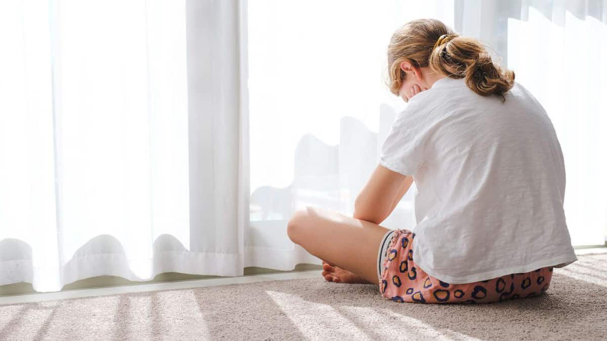 Uzm. Dr. Şevket Yalçın, Uyku alışkanlıklarının postür yani duruş üzerinde büyük etkileri olduğunu belirtti.