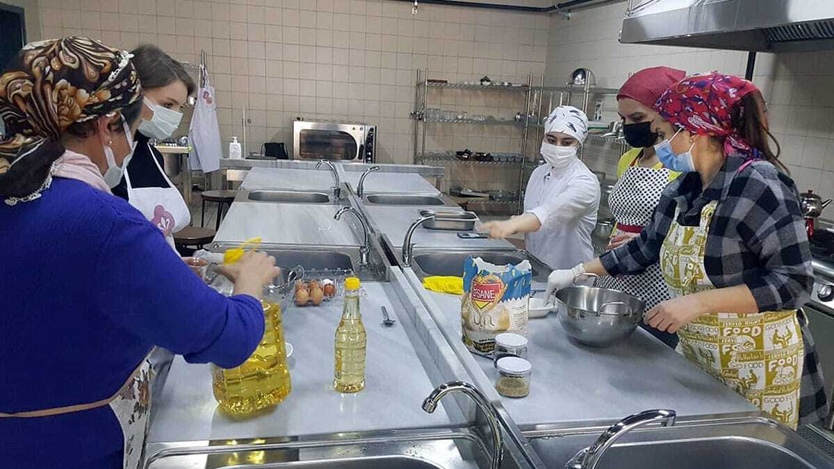 Çankaya'da Pastacı Çırağı Kursu