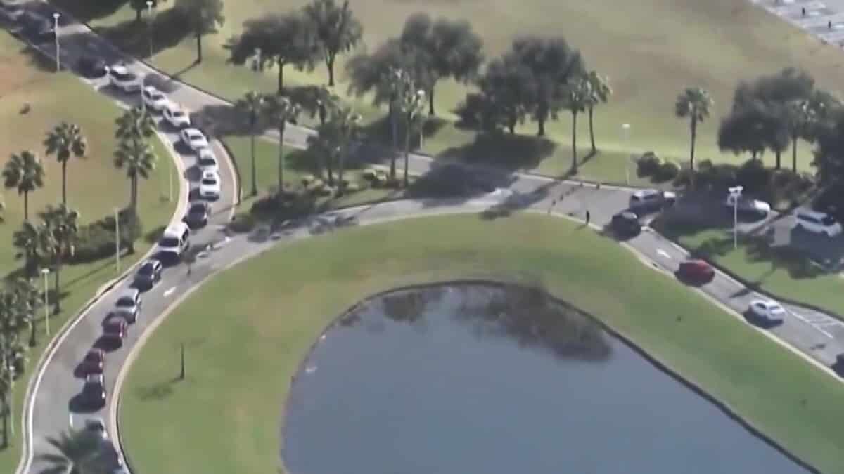 ABD'de metrelerce aşı kuyruğu