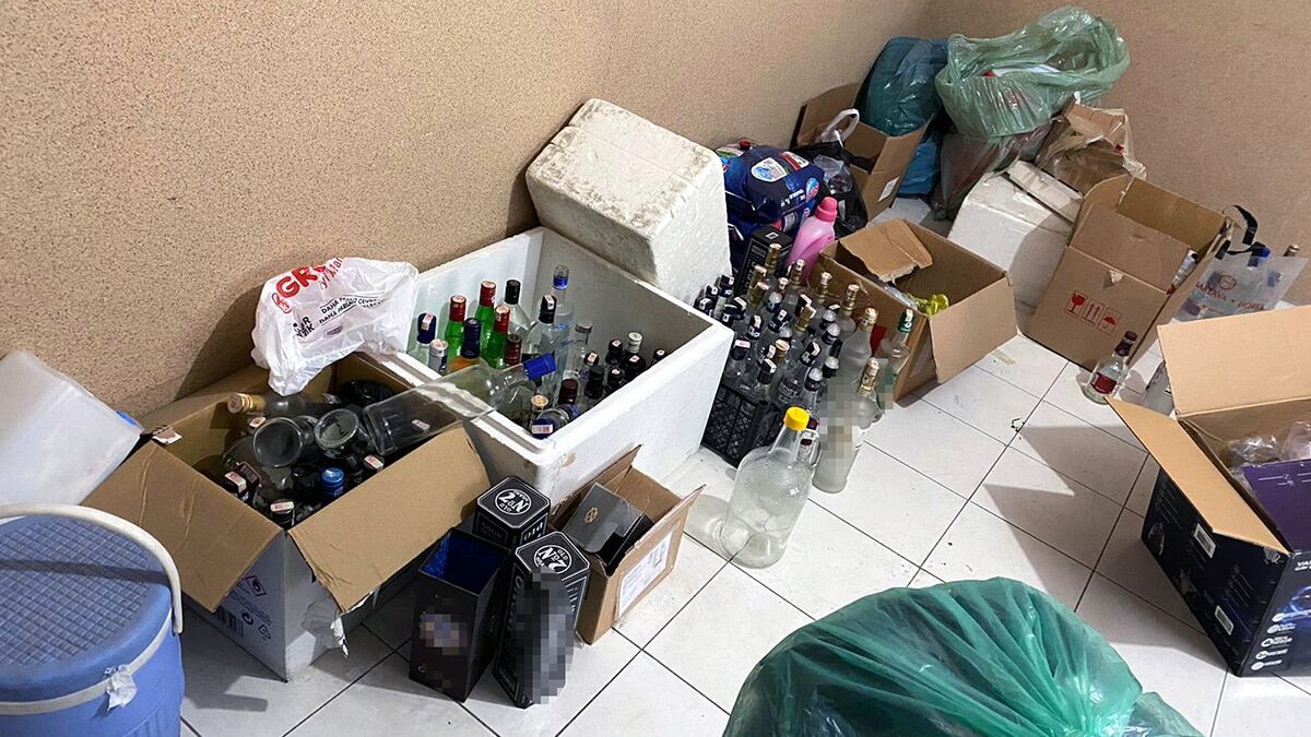 260 litre doluma hazır sahte içki ele geçirildi