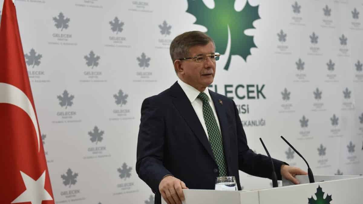 Davutoğlu'ndan Bahçeli'ye videolu hodri meydan!