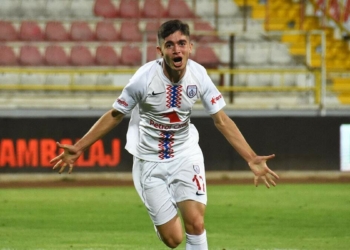 Burak sergilediği performansla beklentileri karşılamadı