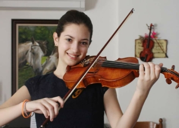 Irmak anne karnında müzikle tanıştı