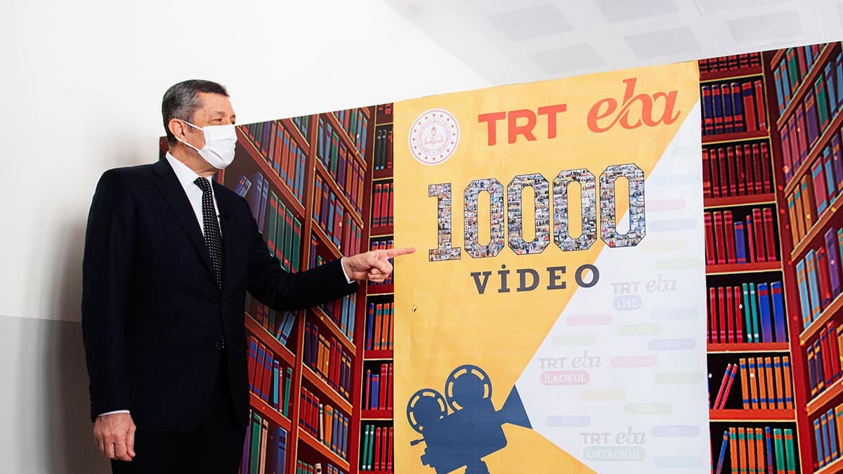 Salgın eğitimin ortasına bir göktaşı gibi düştü