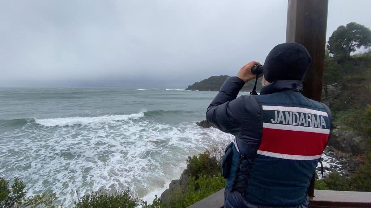 Bartın'da gemi battı