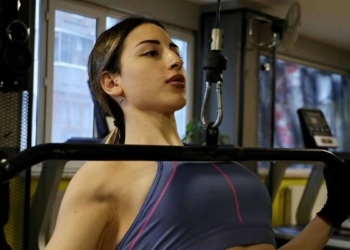 Tilbe, fitness yarışmasına aç kalarak hazırlanıyor