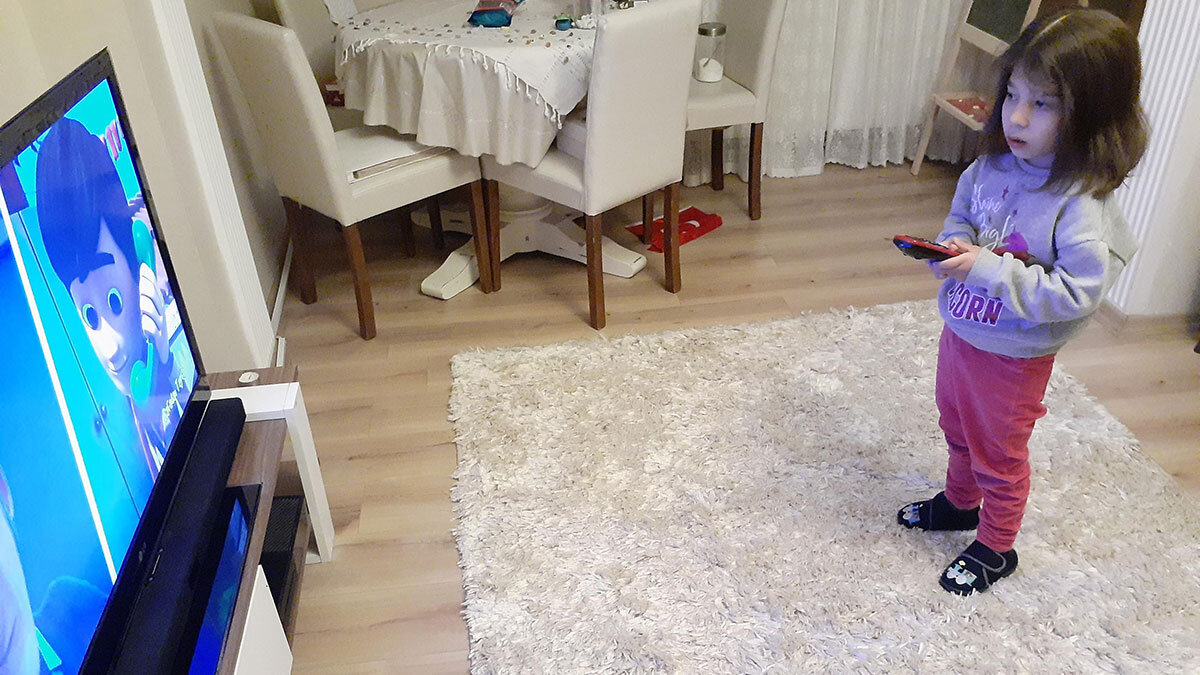 Uzaktan kumandalar çocuk sağlığı açısından ciddi riskli