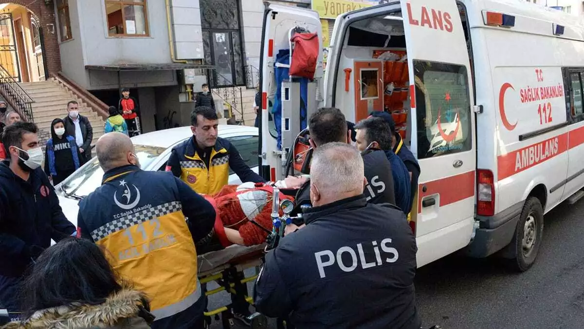 Diyarbakır'da, doğal gaz zehirlenmesi sonucu görme engelli avukat ömer baran, eşi müjde baran ve stajyer avukatı mahsun akbaş'ın yaşamını yitirdi