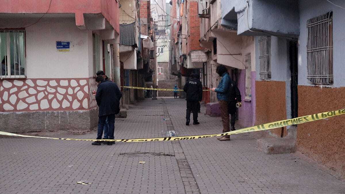Diyarbakır'da silahlı kavga: 2 yaralı