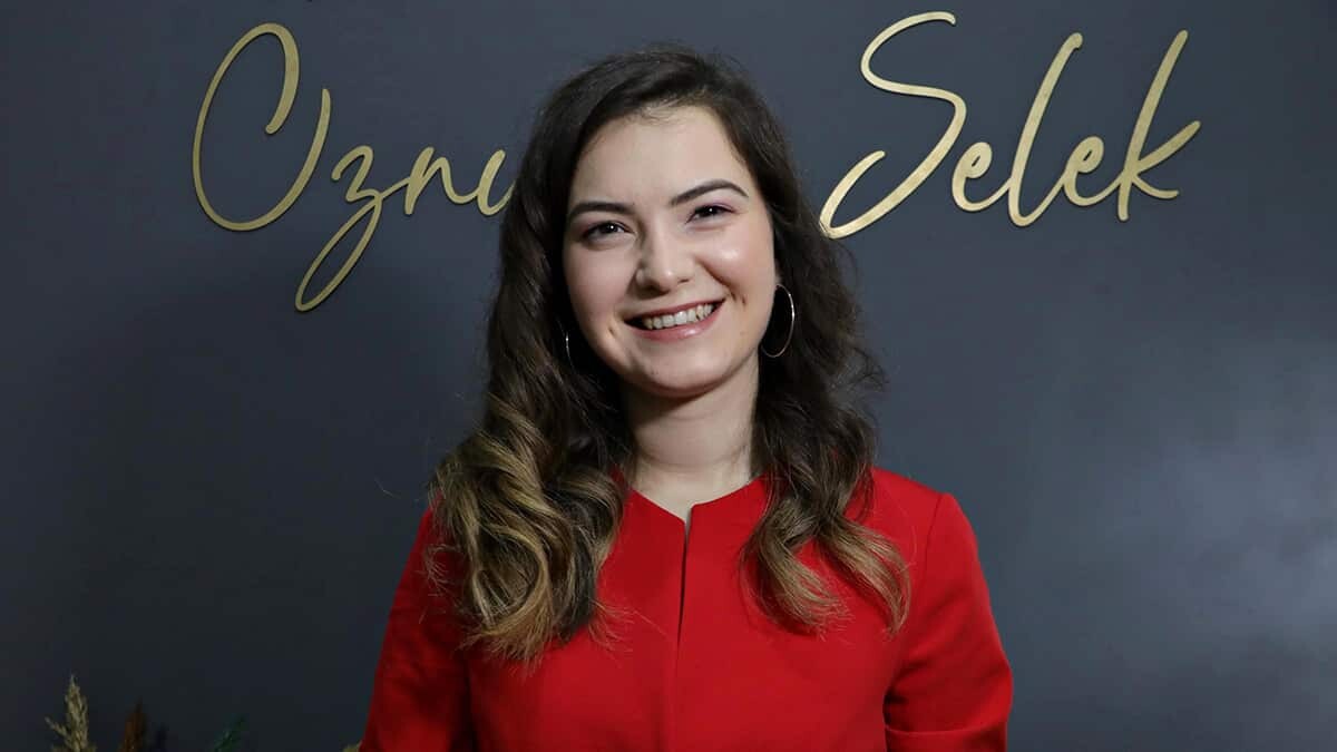 Selek, “Obezite arttıkça, koronavirüse yakalanma riskimiz 6 kat artıyor” dedi.