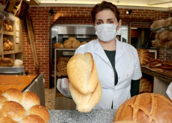 Ekmekte 2 farklı fiyat tarifesi kafa karıştırdı