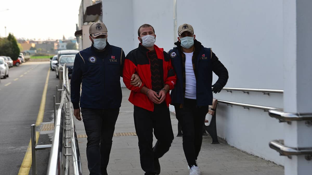 El-Kaide kamplarında eğitim alan şüpheli yakalandı