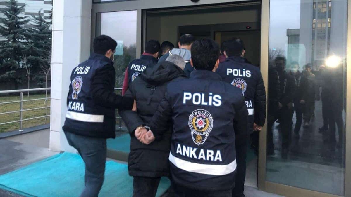 Ankara merkezli FETÖ operasyonunda 22 gözaltı