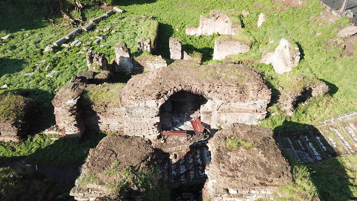 Ayios Polieuktos Kilisesi kaderine terk edildi