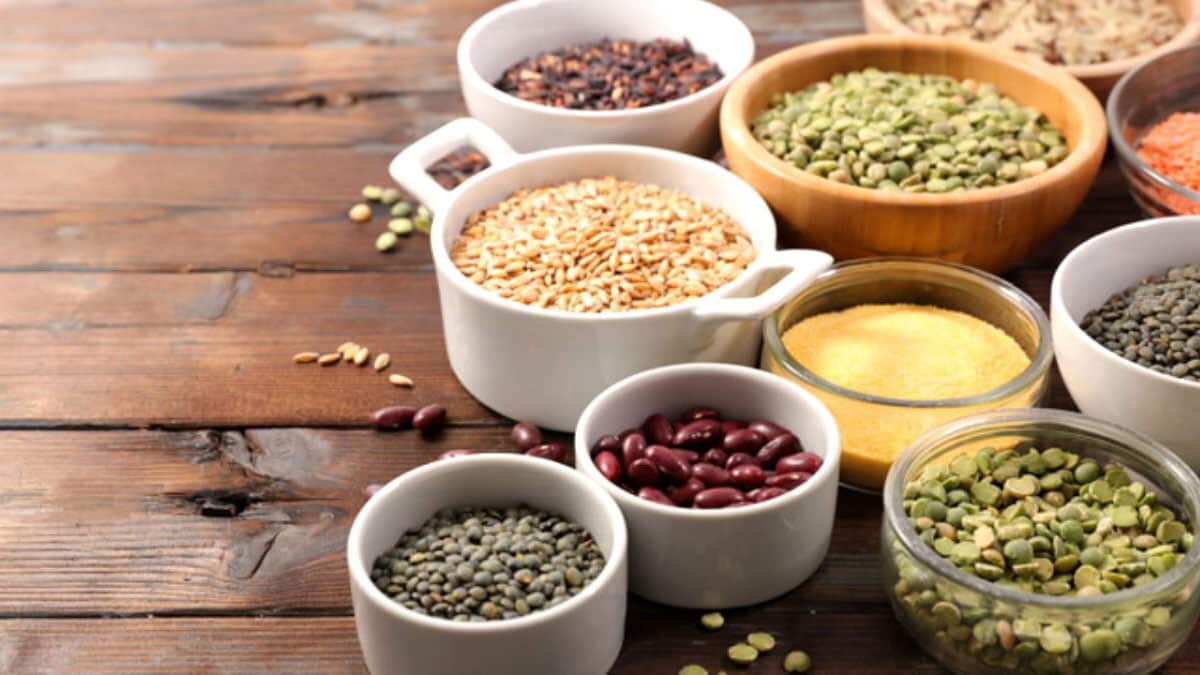 Haluk Okutur, 2020 yılında hububat ve bakliyat ihracatında 7,3 milyar dolara ulaştıklarını bu yıl ise, 8 milyar doların üstüne çıkacaklarını söyledi.